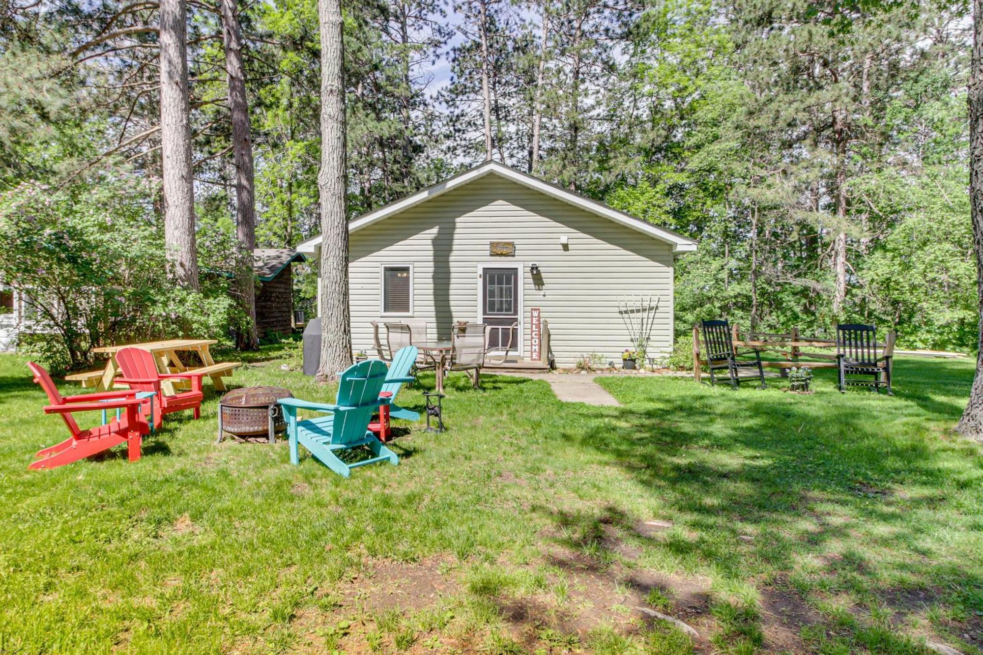 Pequot Lakes Cabin Retreat With Dock And 5 Bikes! Luaran gambar